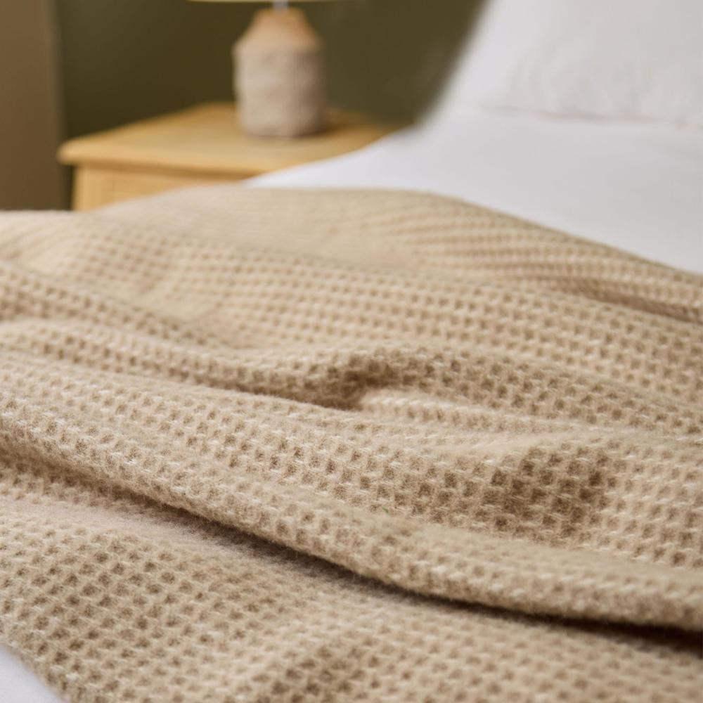 Laura Waffle Throw in Natural, Feather & Black