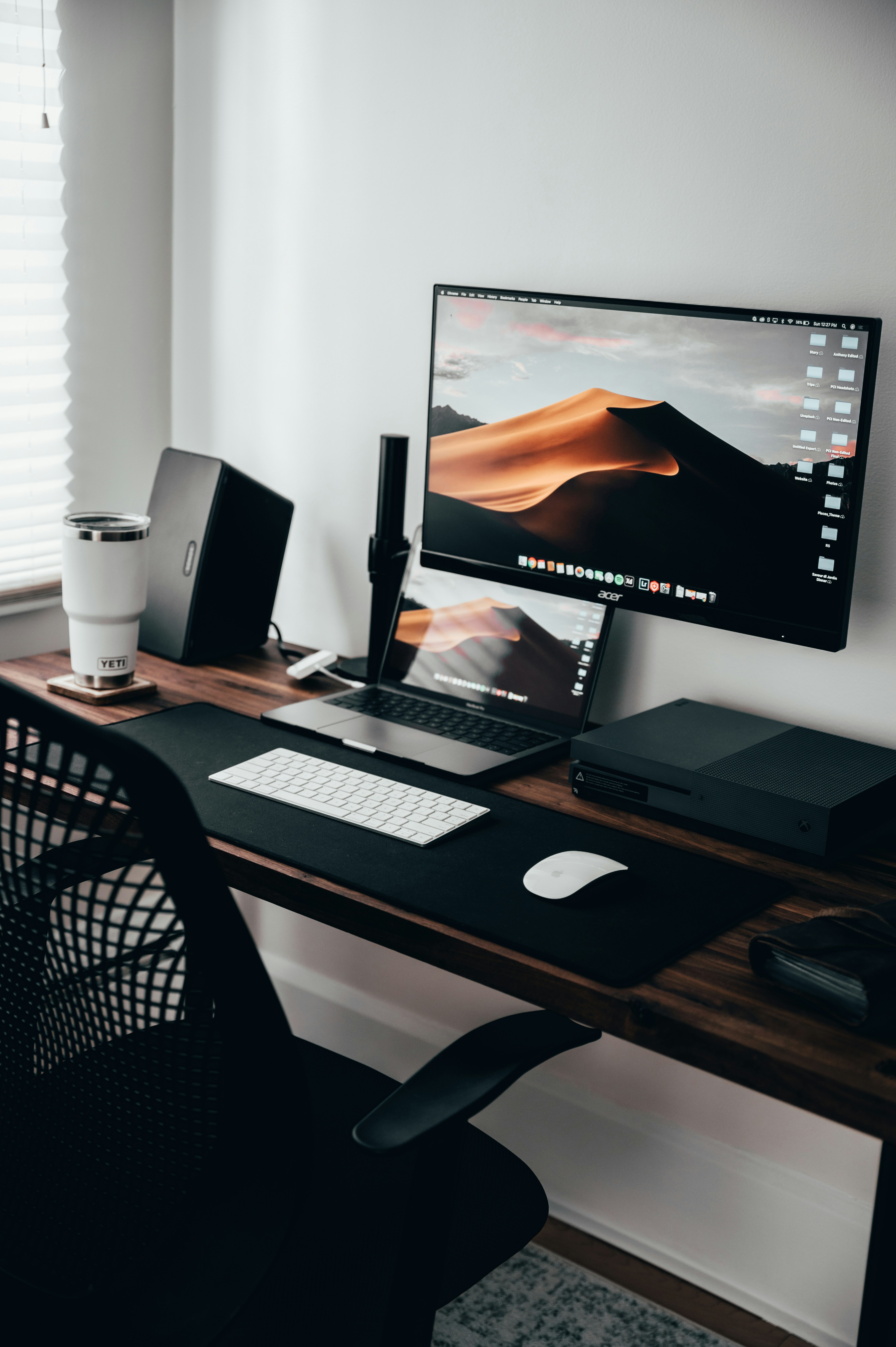 Desk setup for reviewing account and licence details