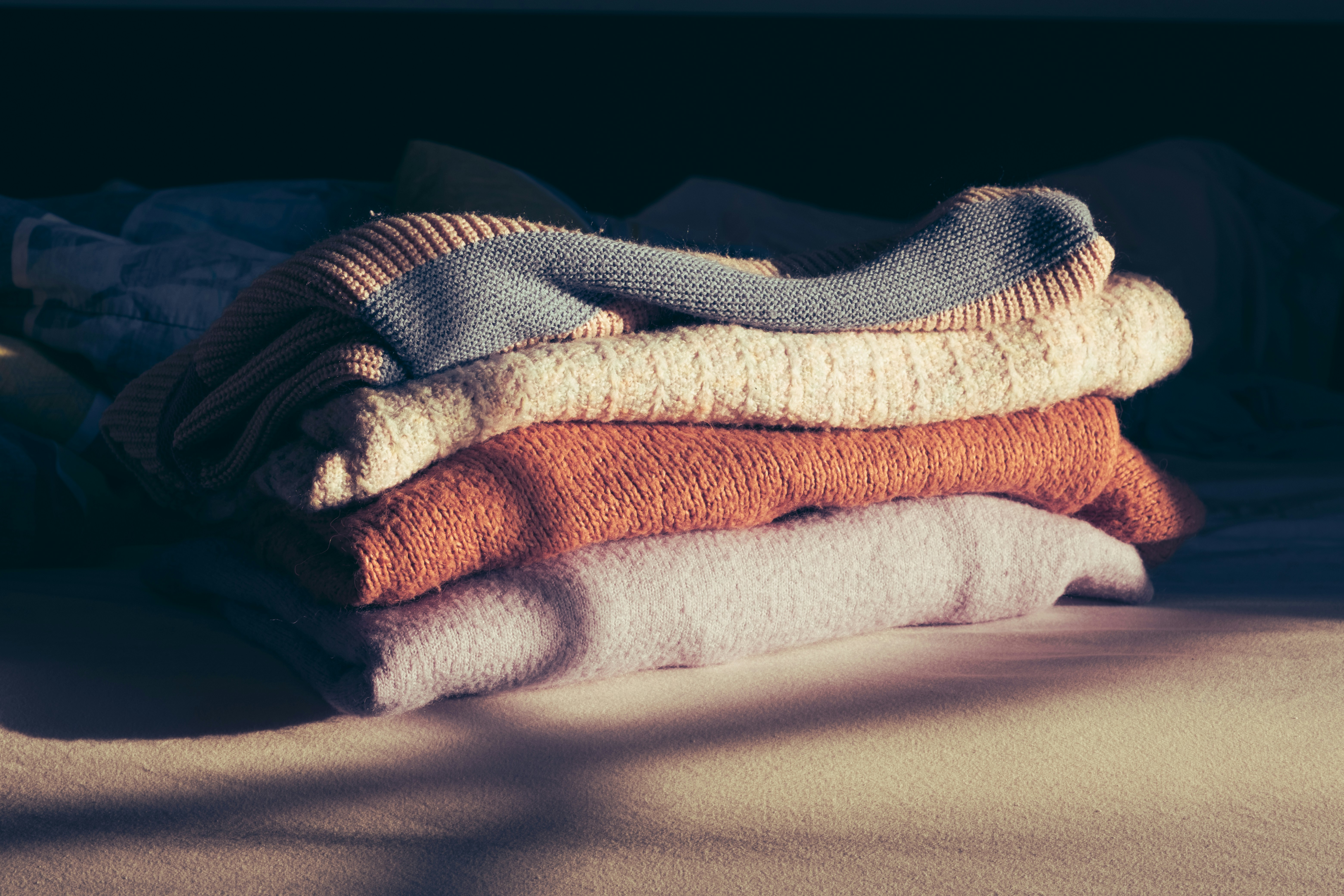 Elsham Mattress, Feather & Black